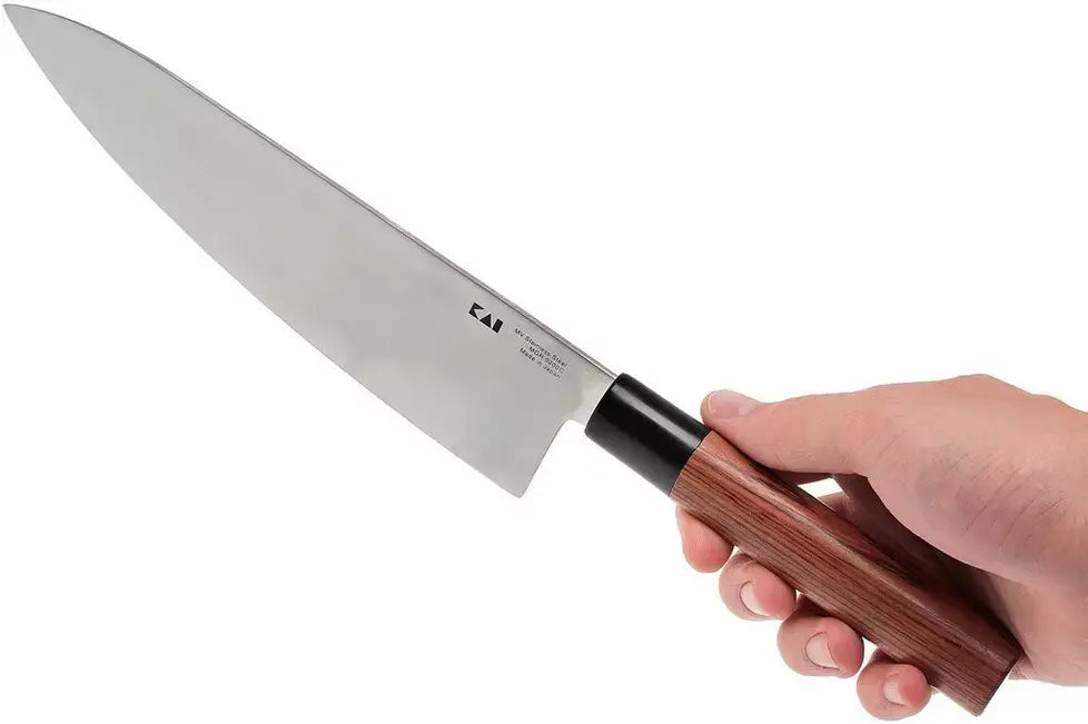 KAI - Seki Magoroku Redwood - Couteau Japonais Chef 20 cm