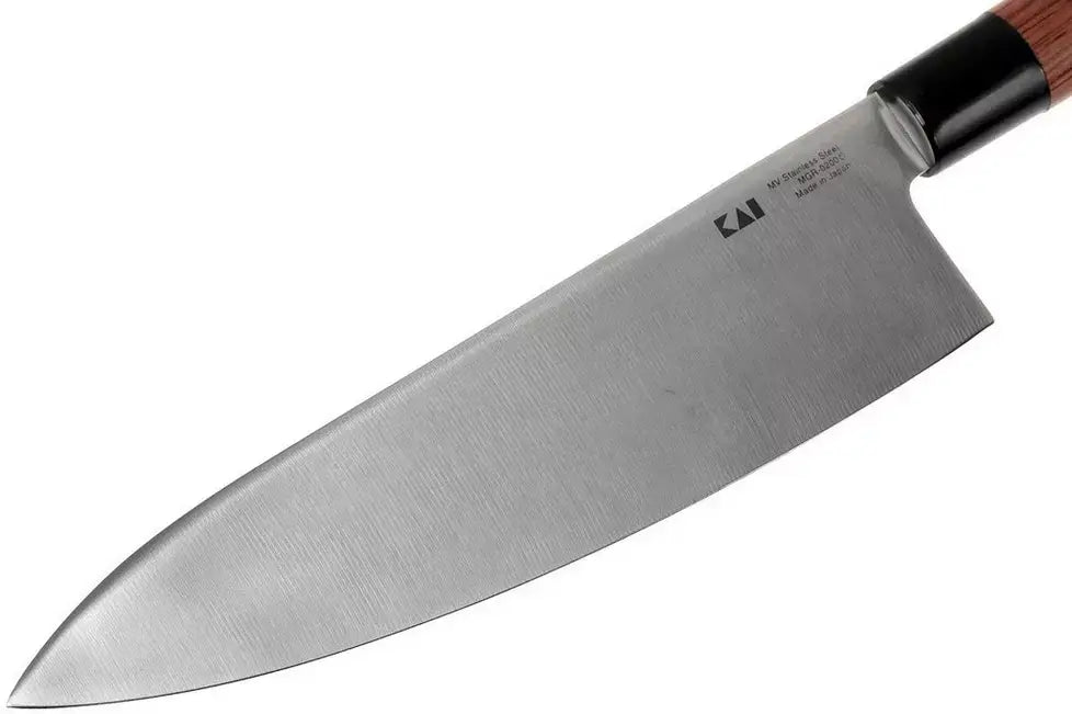 KAI - Seki Magoroku Redwood - Couteau Japonais Chef 20 cm